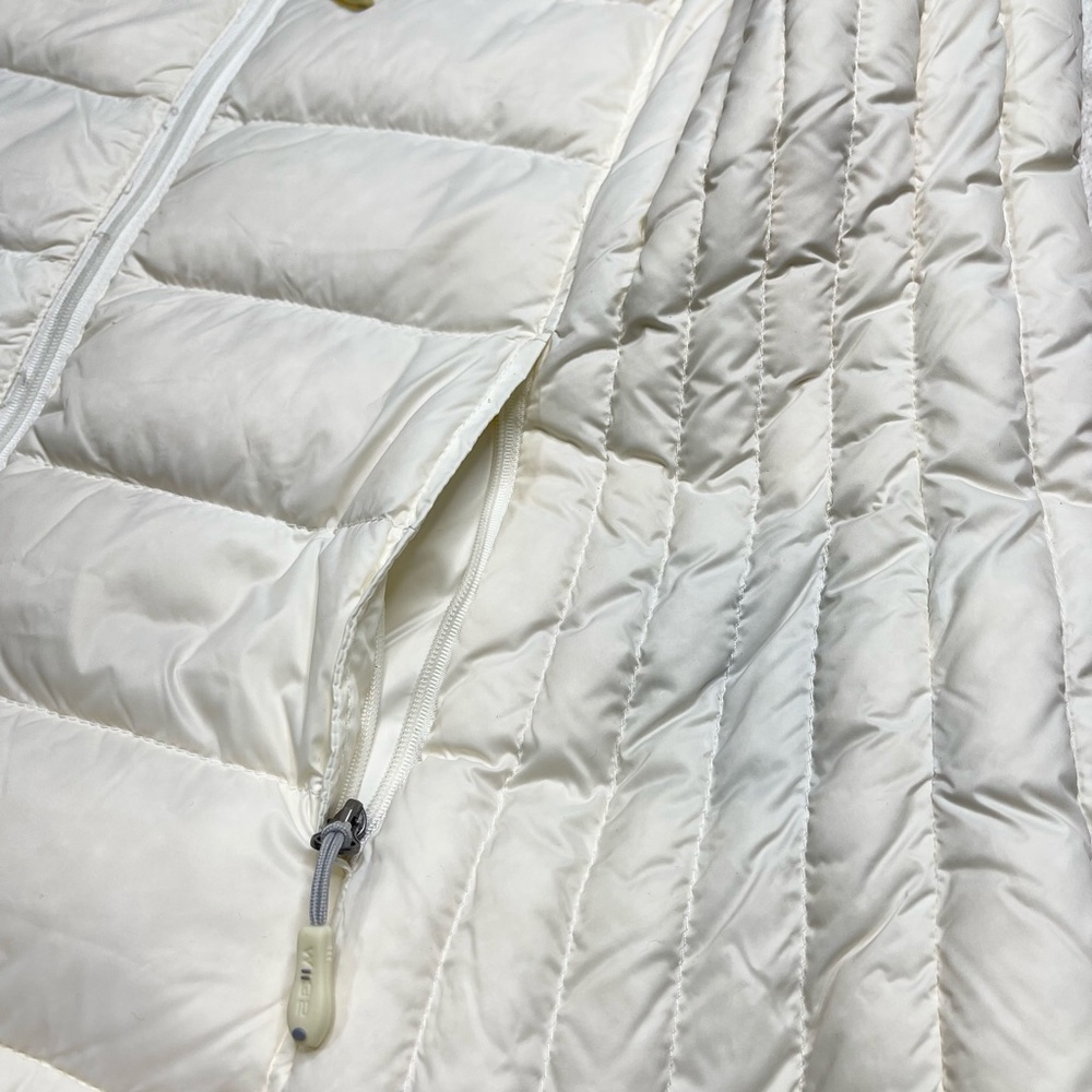 Heat Keep Ivory Sleeveless Puffer Vest - Picture 3 of 7